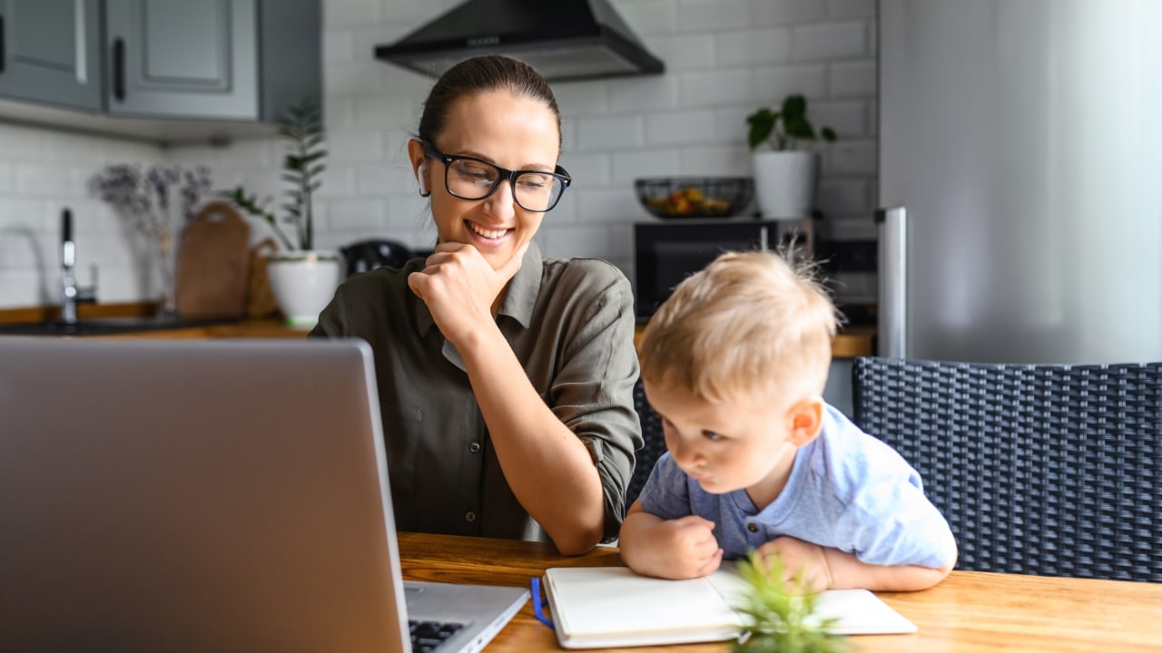 Empowered Moms: How to Make Money Online from Home